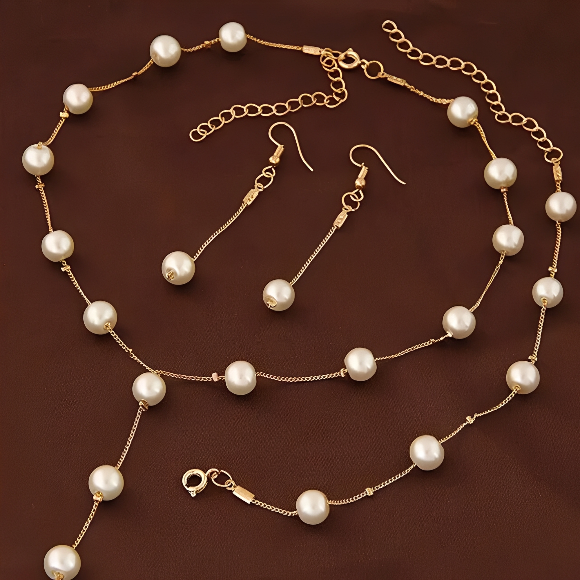 Auriane – Zeitloses Set Perlen & Gold