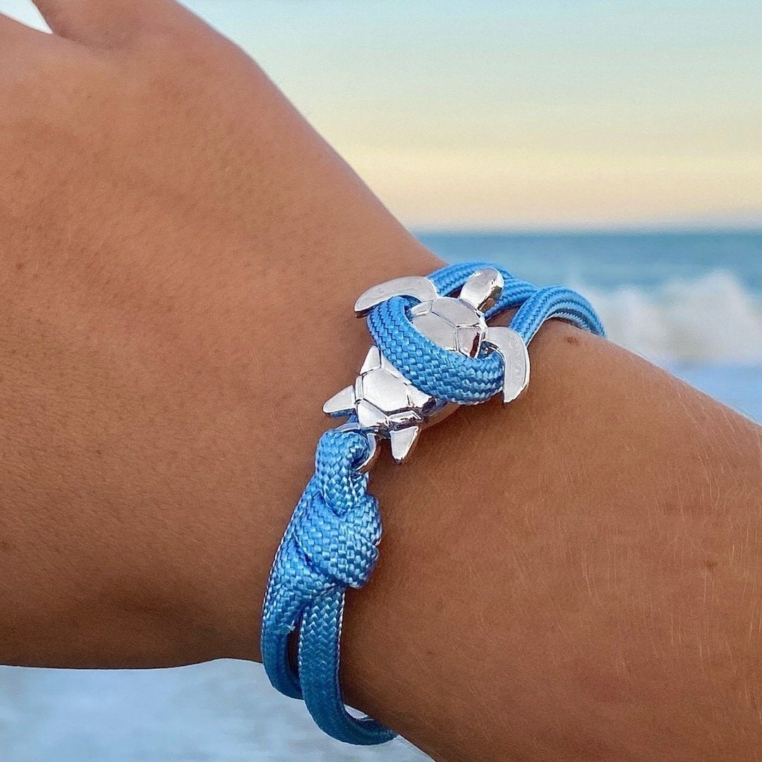 Miley – Handgemachtes Schildkrötenarmband aus Kordel