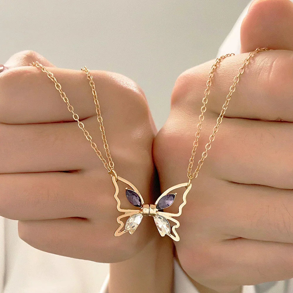 April – Collier Schmetterling Magnetisch in Gold