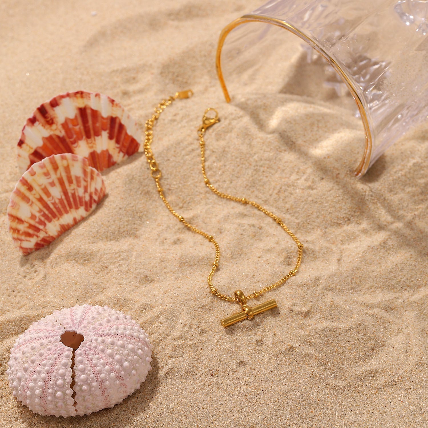 Chloe – Knöchelarmband Goldene Stange Raffiniert