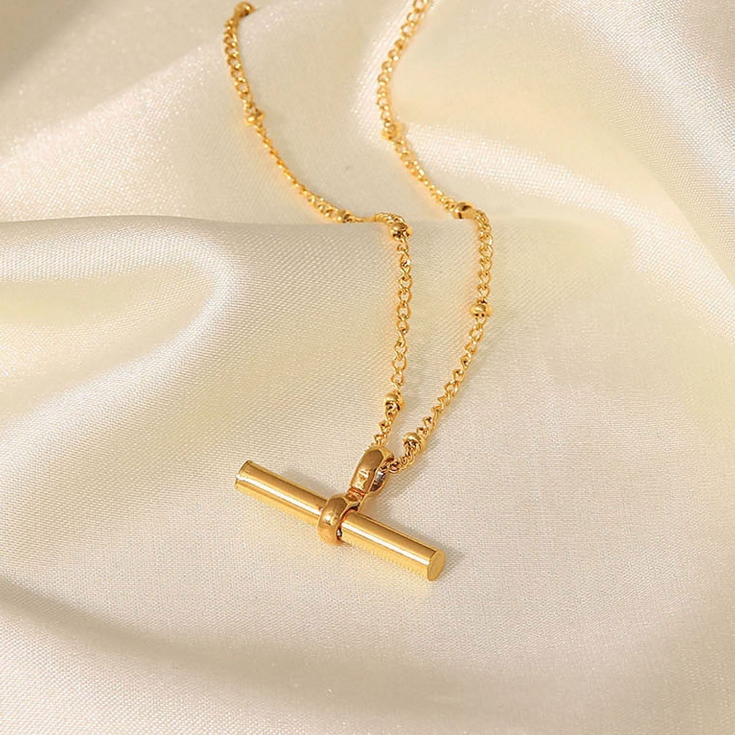 Chloe – Knöchelarmband Goldene Stange Raffiniert