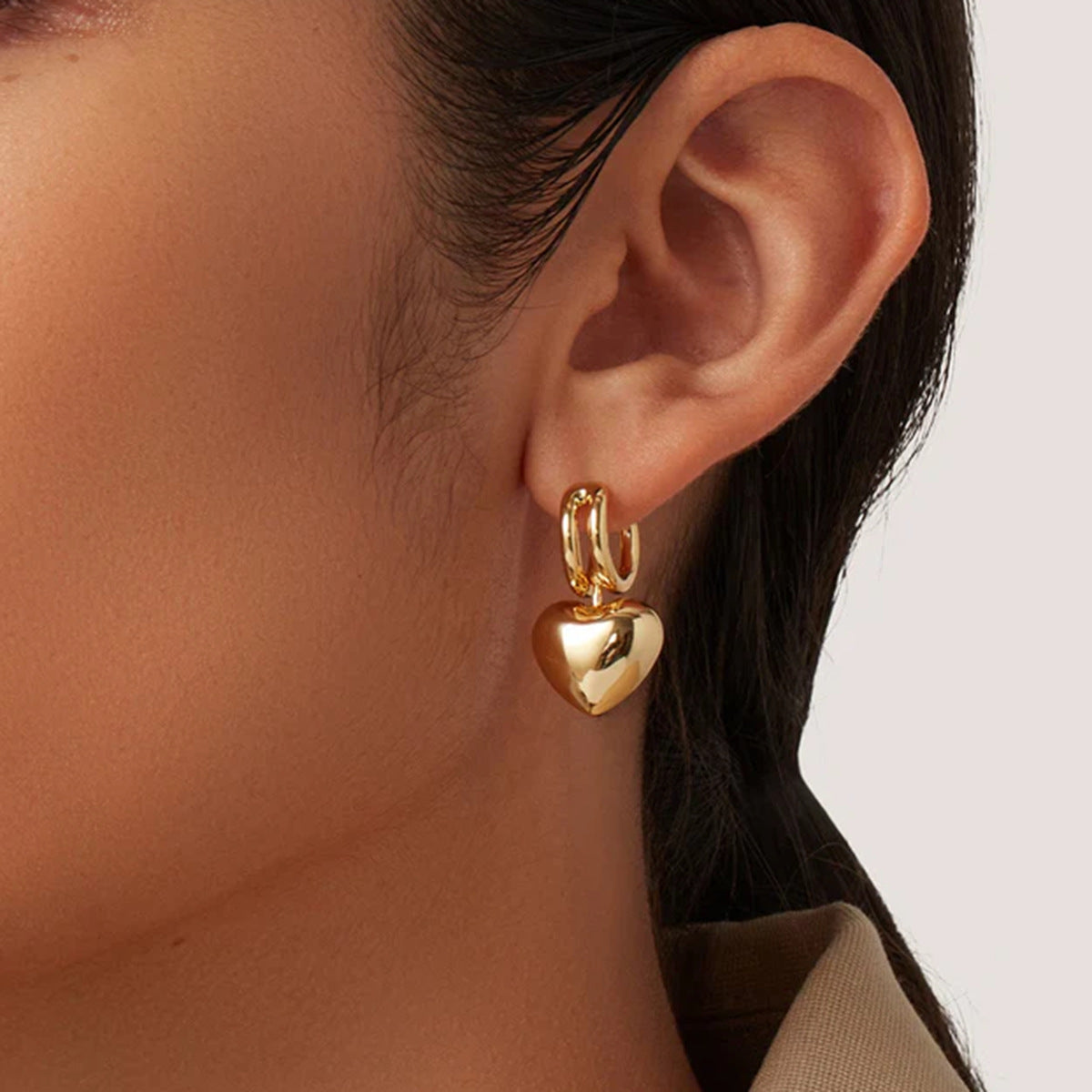 Audrey - Herz-Ohrringe aus Gold