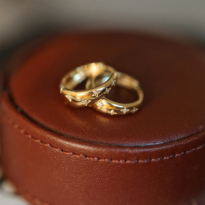 Nori – Luxuriöse Ohrringe Gold und Silber