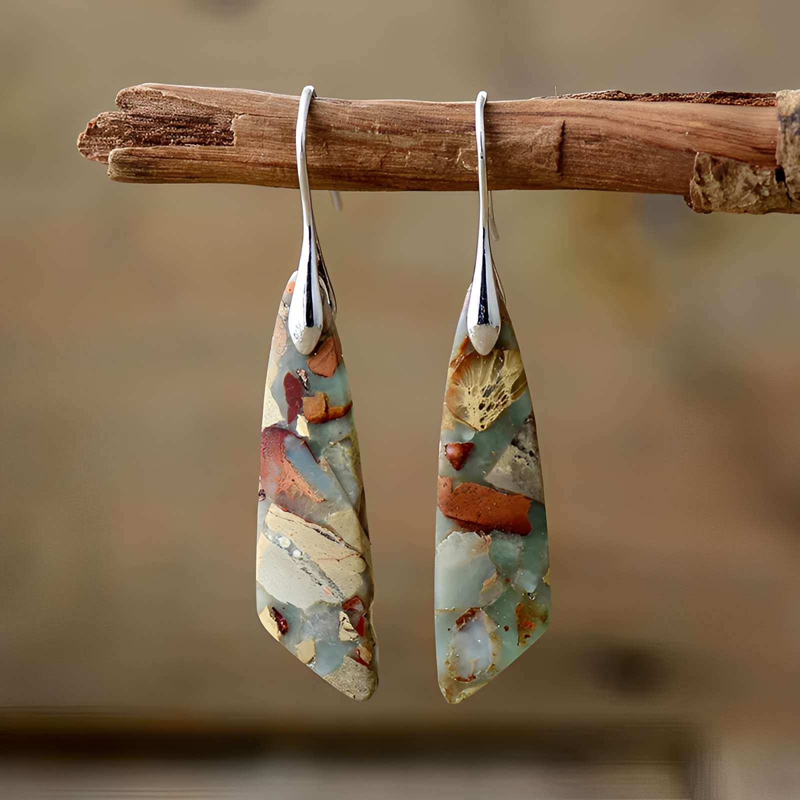 Ondine – Vintage-Creolen aus Naturstein