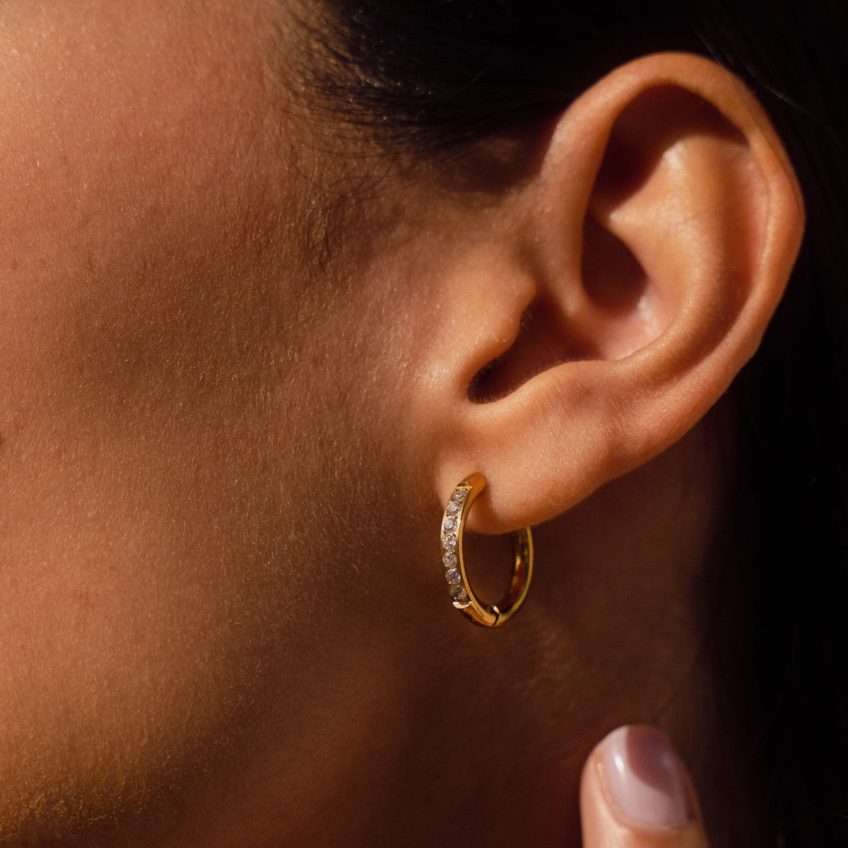 Arielle – Creolen Ornamentiert mit Steinen
