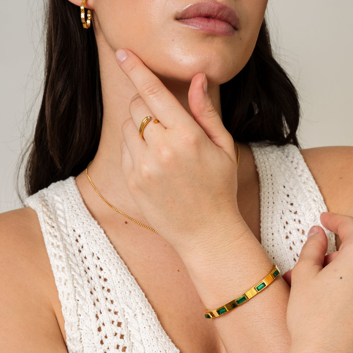 Kezz – Armband Quadratische Steine Gold/Grün