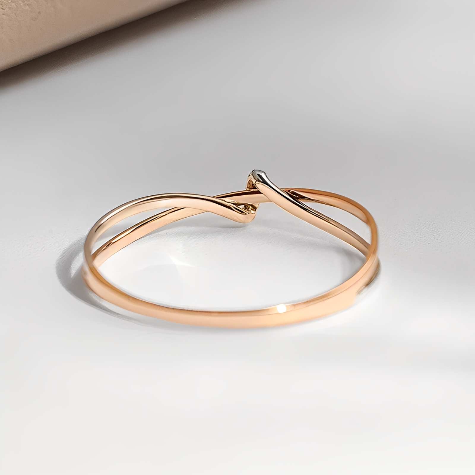 Eleane – Ring Unendlichkeit Zweifarbig Elegant