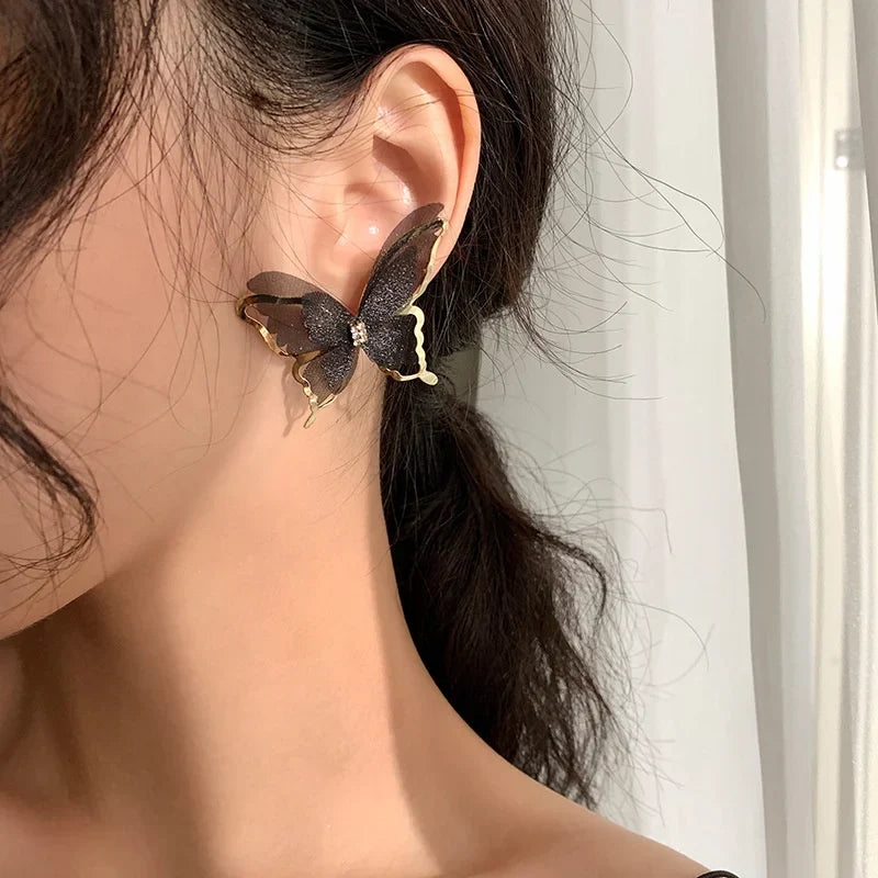 Jean – Schmetterling-Ohrringe aus luftigem Geflecht