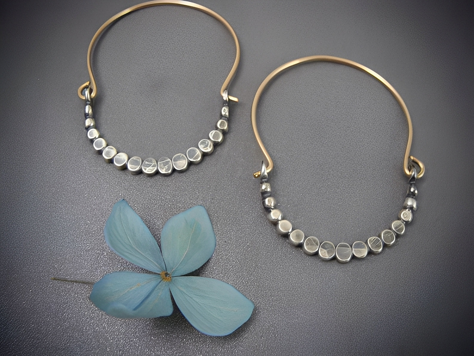 Bella – Boho Silberne Kubische Ohrringe