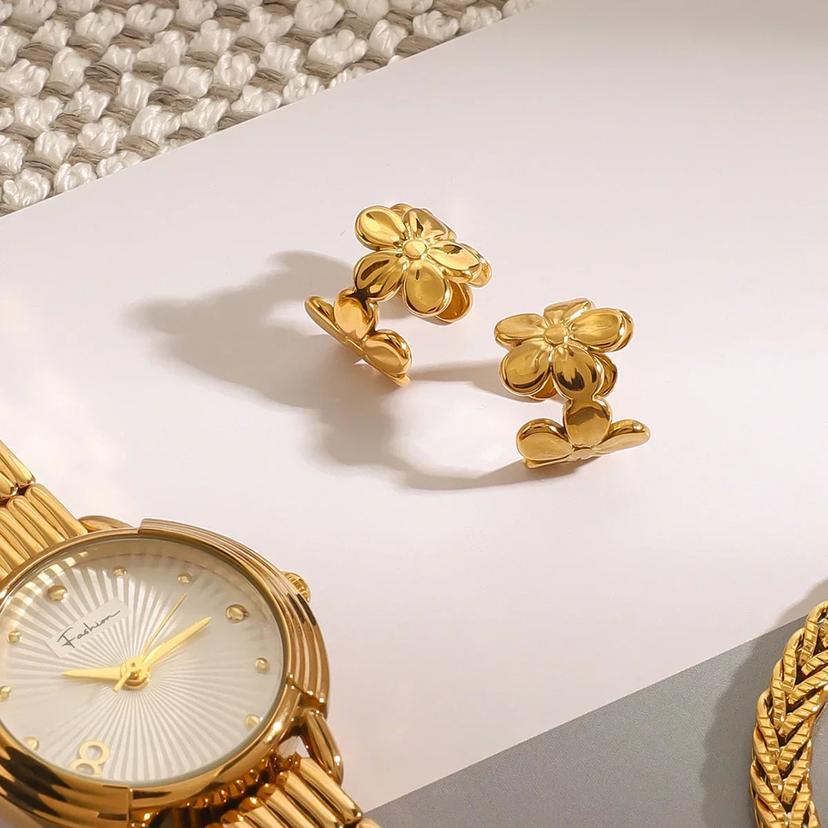 Mirelya – Ohrmanschette Wilde Blume