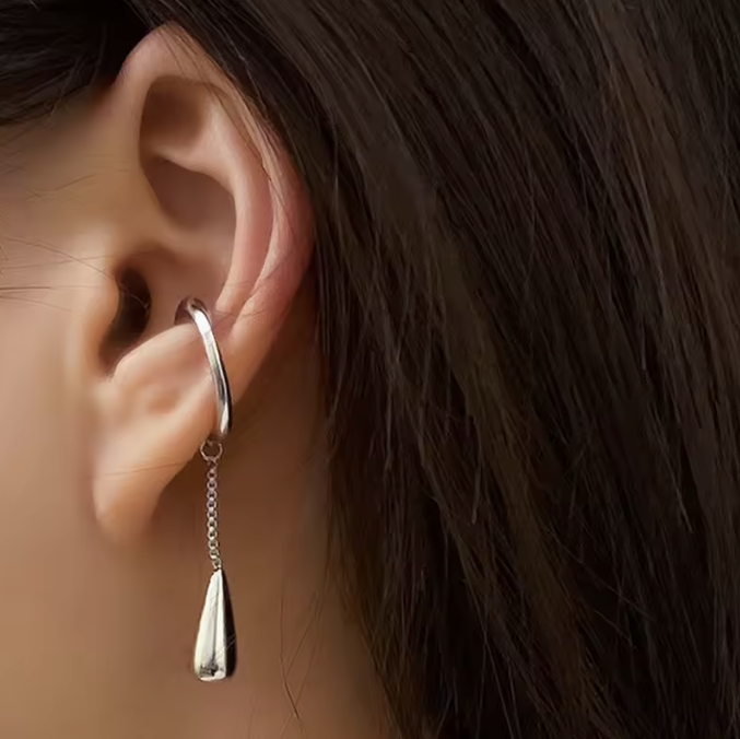 Aiyana – Ohrmanschette Linie Studio