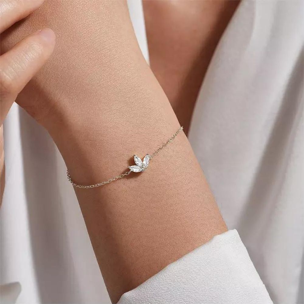 Drei Zirkonblüten - Kettenarmband
