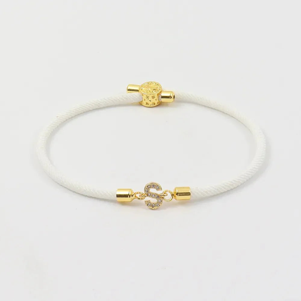 Calla – Armband mit gravierter Initiale verstellbar