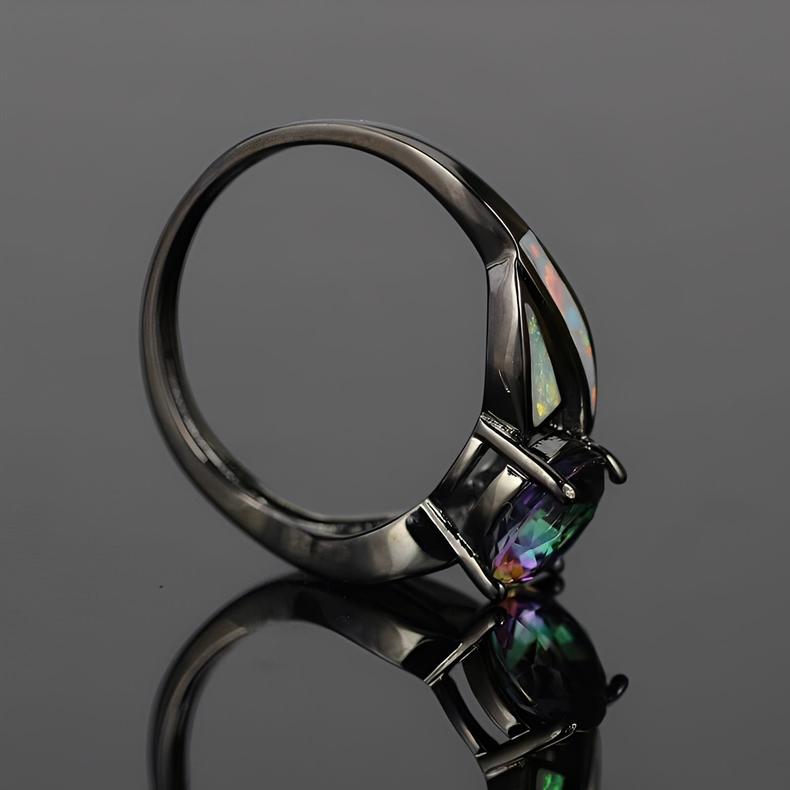 Mirella – Ring Regenbogen in Opal und Topas
