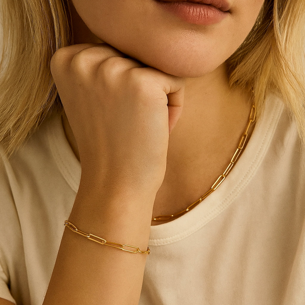 Amy – Raffiniertes Goldenes Armband