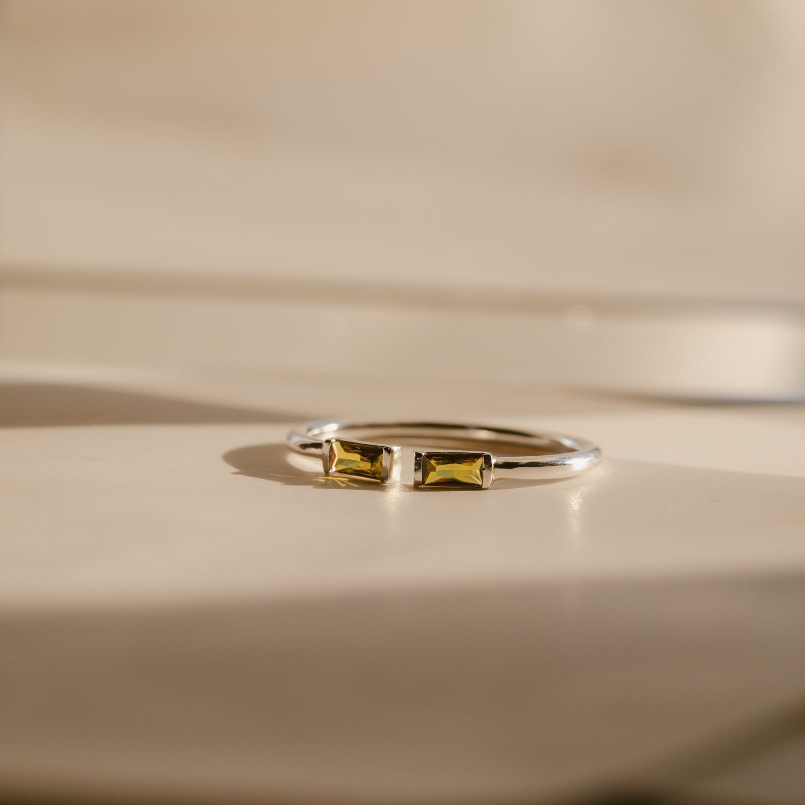 Zyra – Ring Duo Baguette Geburtsstein