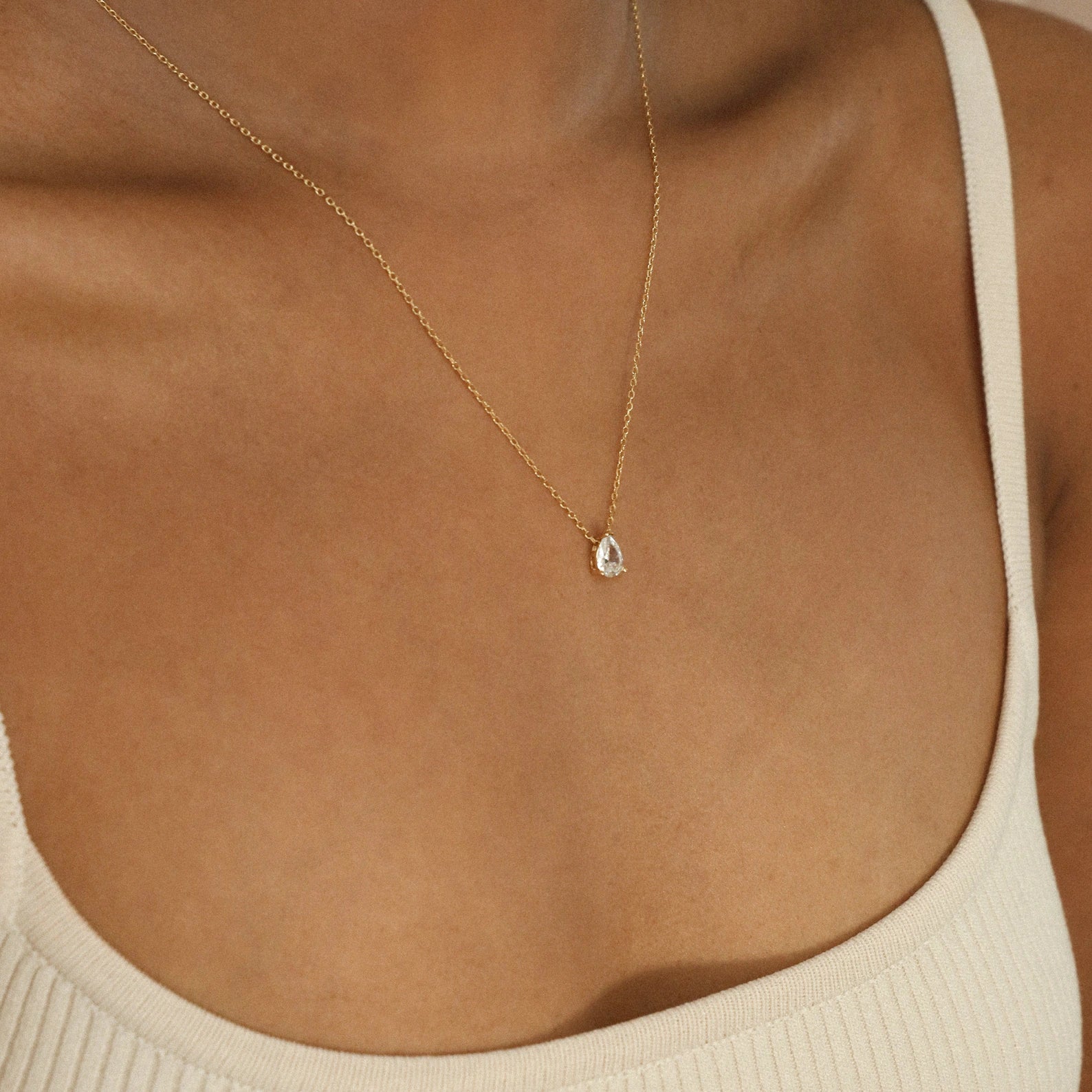 Birne Diamant - Teardrop-förmige Diamant-Halskette