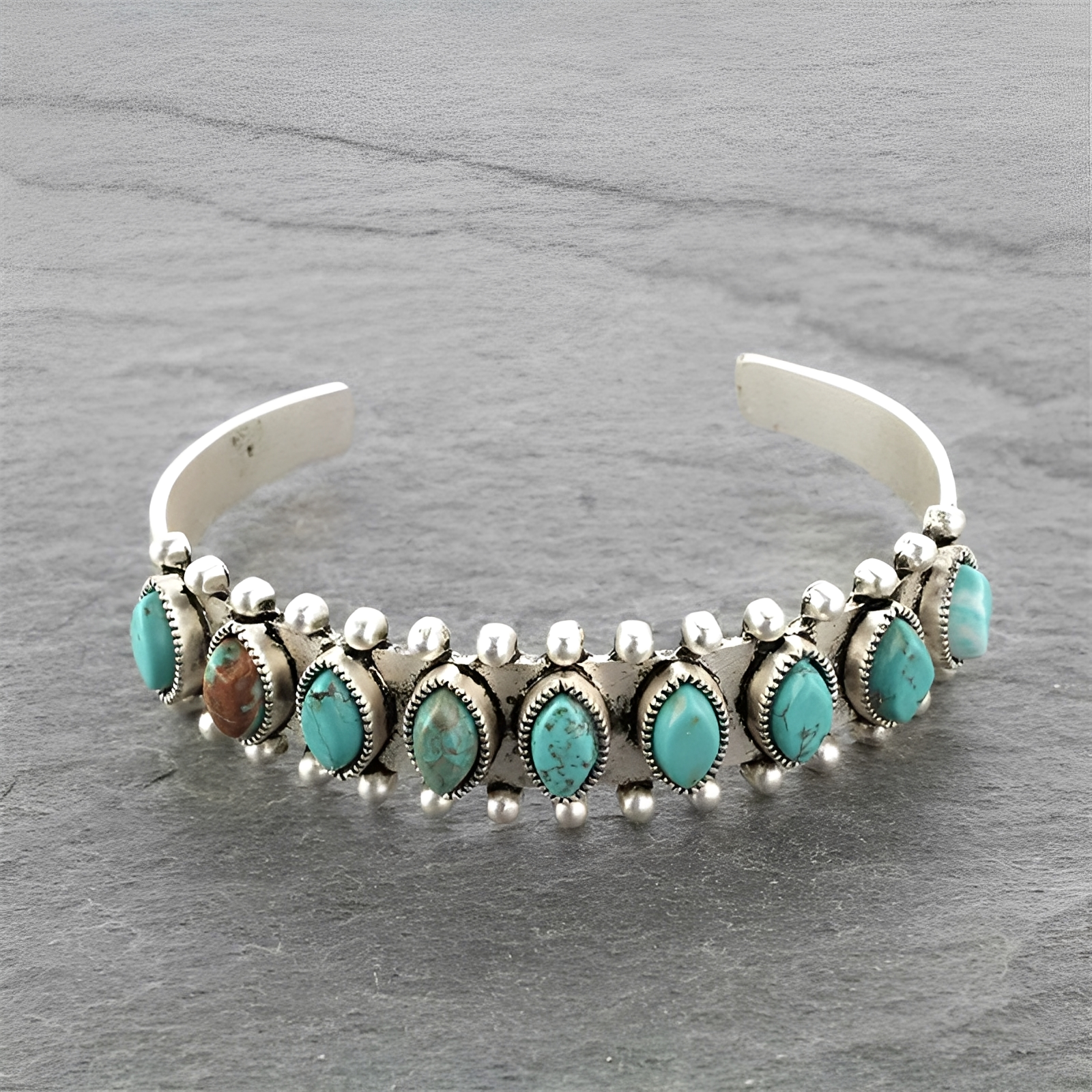 Amelie – Vintage-Armband aus Türkisstein