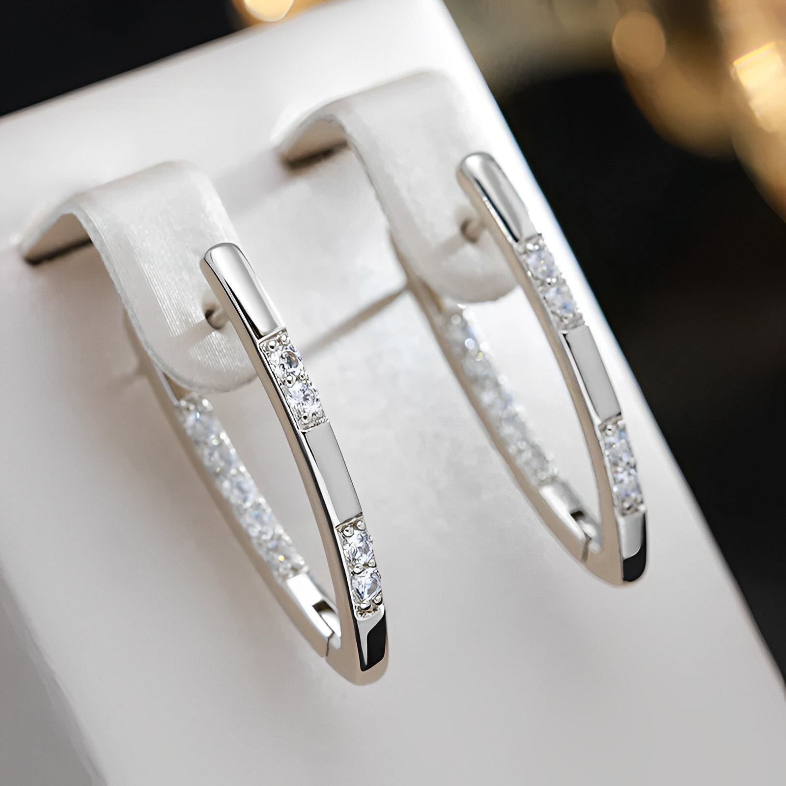 Leani – Elegante Zirkonia-Ohrringe in Gold