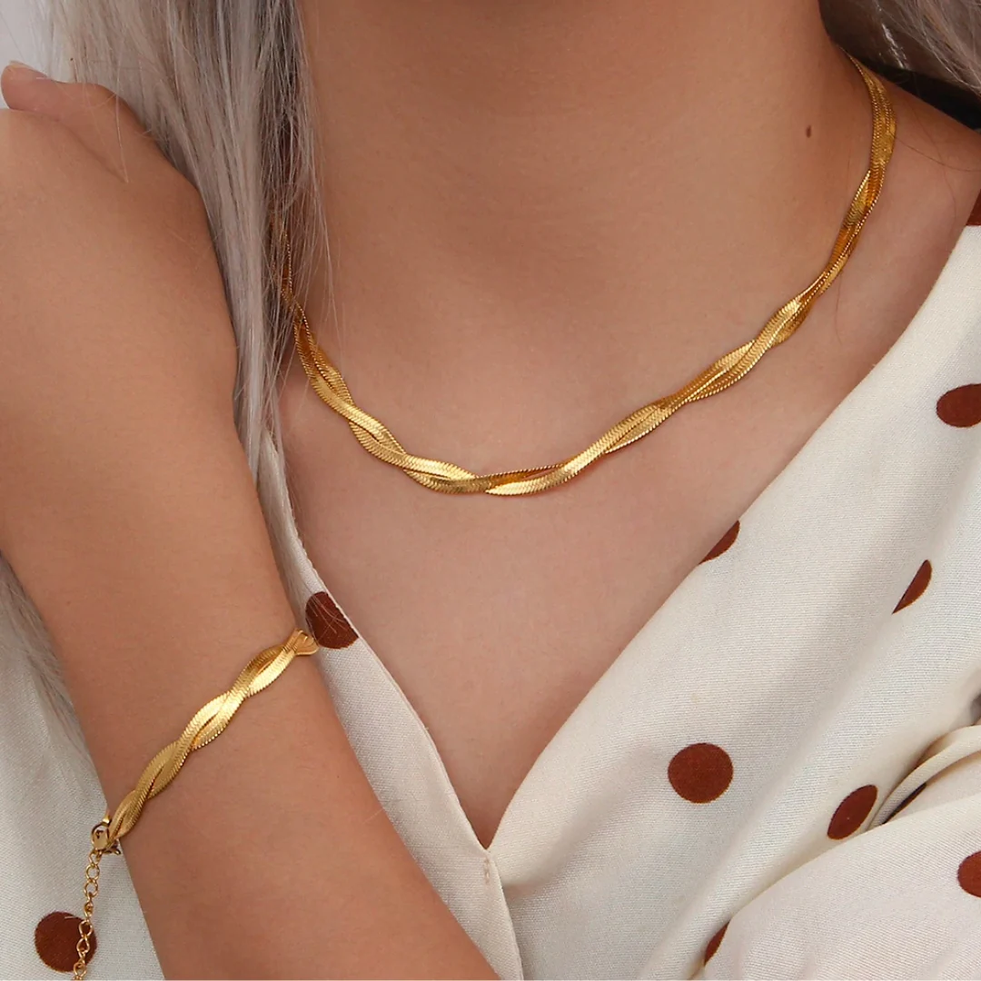 Alina – Set Halskette & Armband Elegant Vergoldet Verwoben