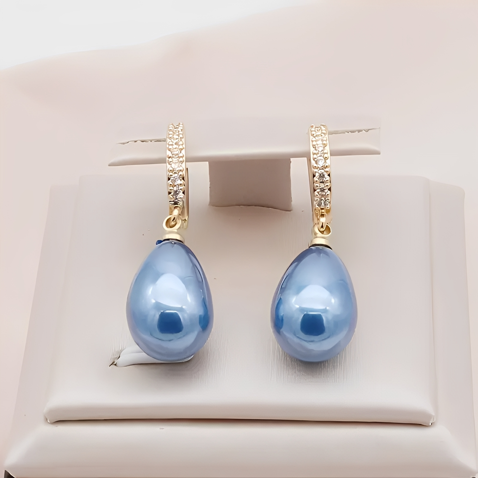 Mariz – Ohrringe Ozeanblaue Perle