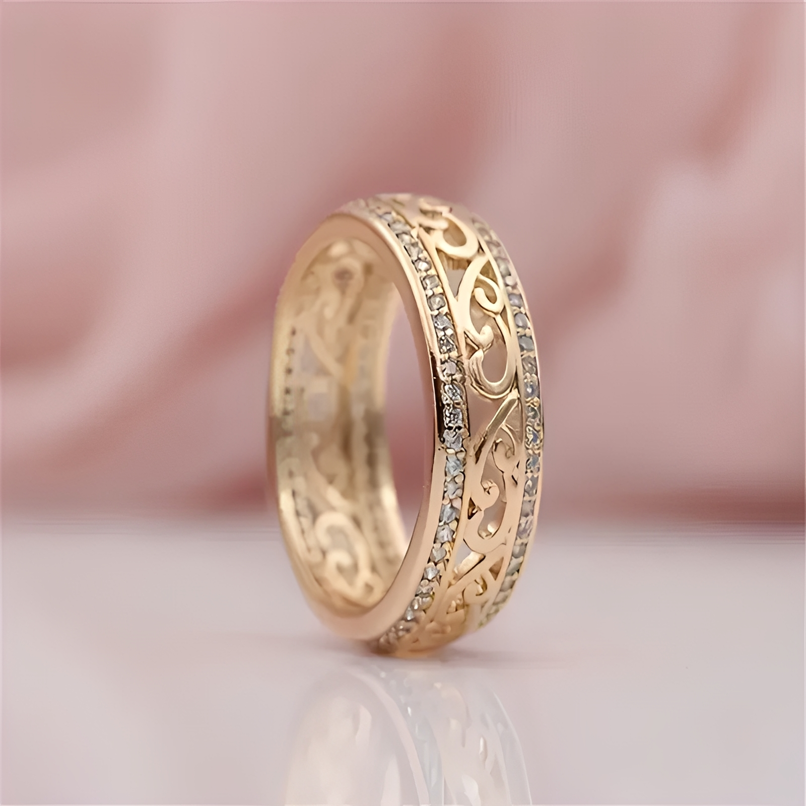 Yeri – Eleganter Hohler Ring