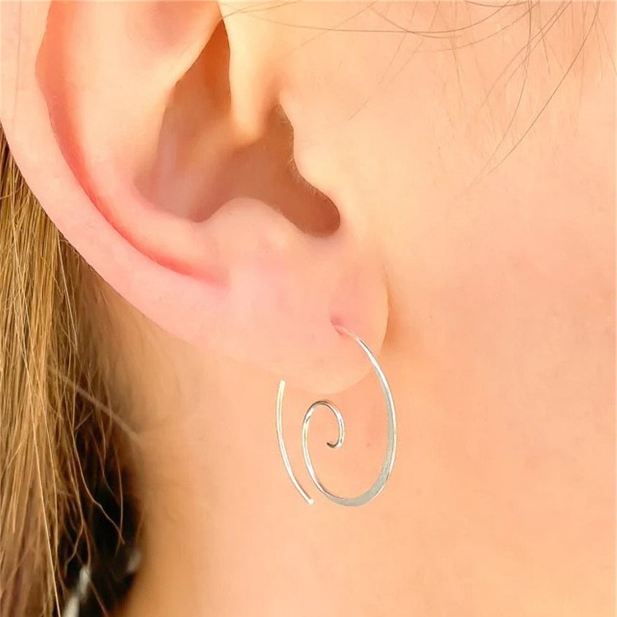 Yara – Boho-Spiral-Ohrringe in Silber