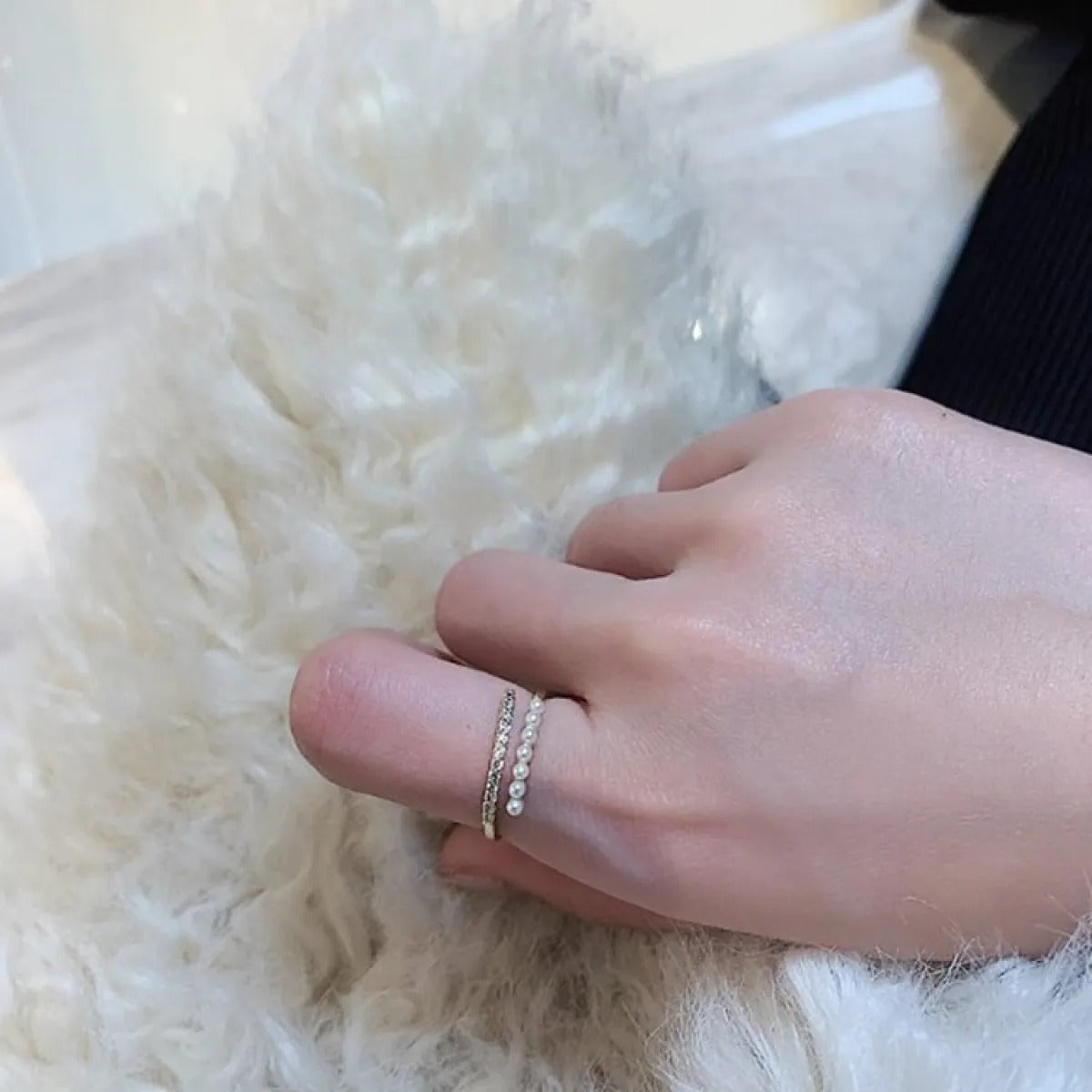 Alina – Einstellbarer Chic-Ring in Gold & Zirkon