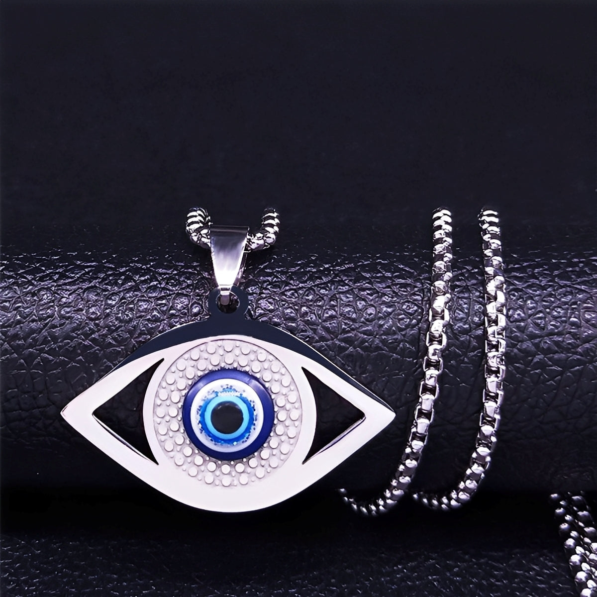 Kyra – Blaue Augenschutzkette