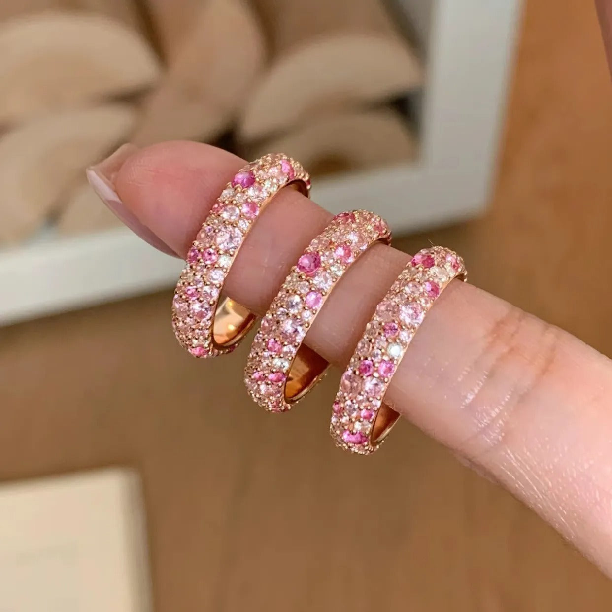 Zen – Gestapelter Ring mit Diamanten-Pavé