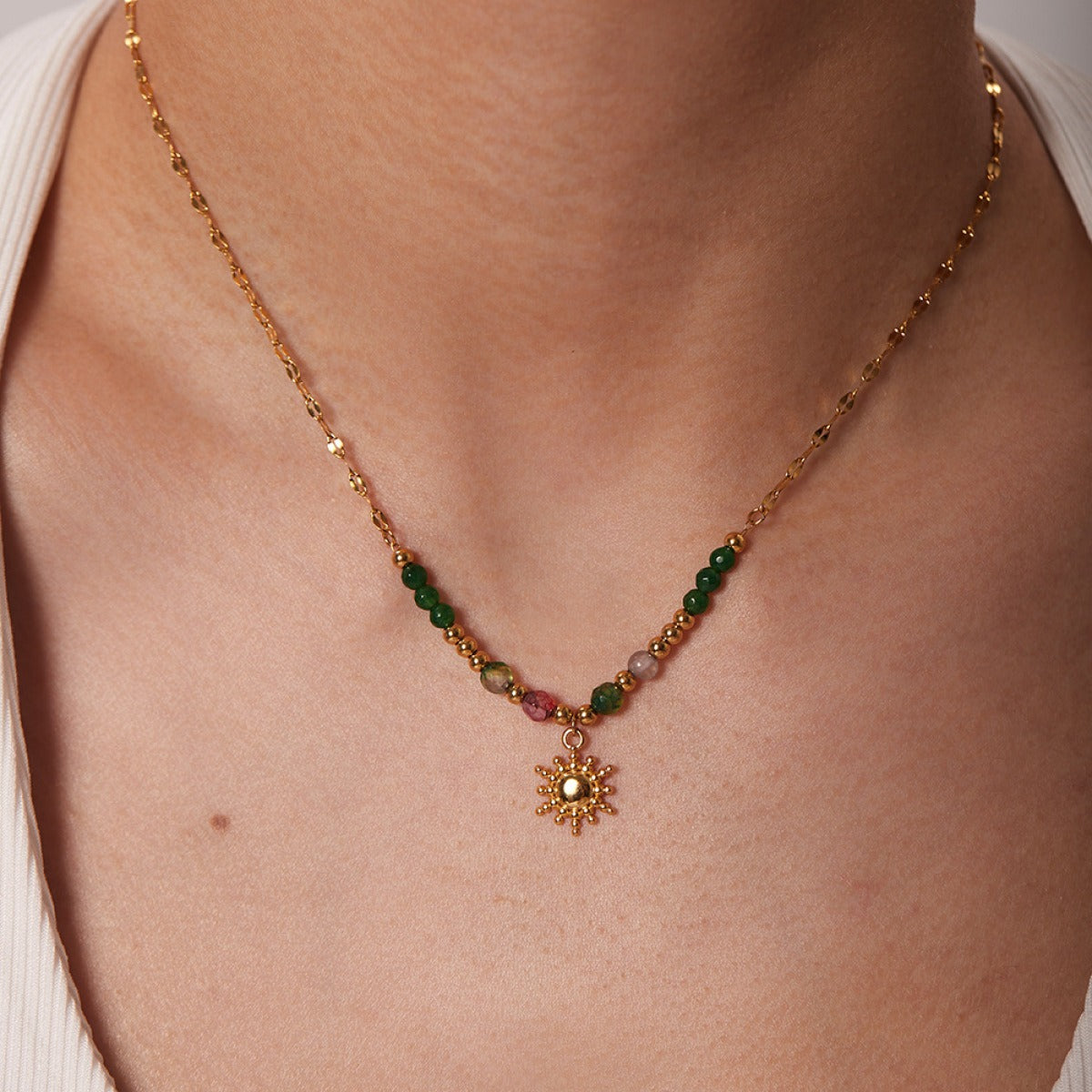 Mindy – Halskette Goldene Sonne mit Naturstein