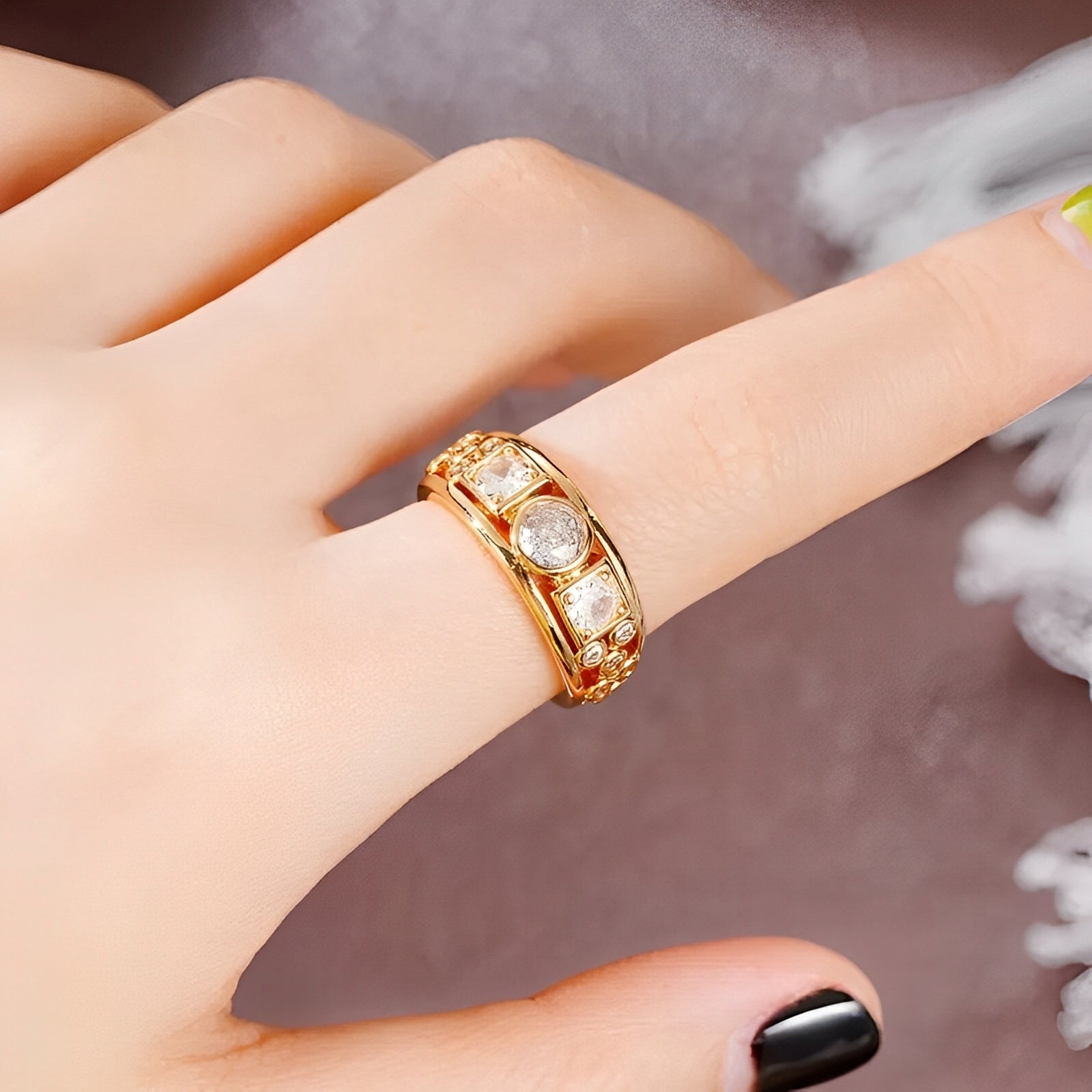 Claribel – Vintage Goldener Ring mit Zirkonia