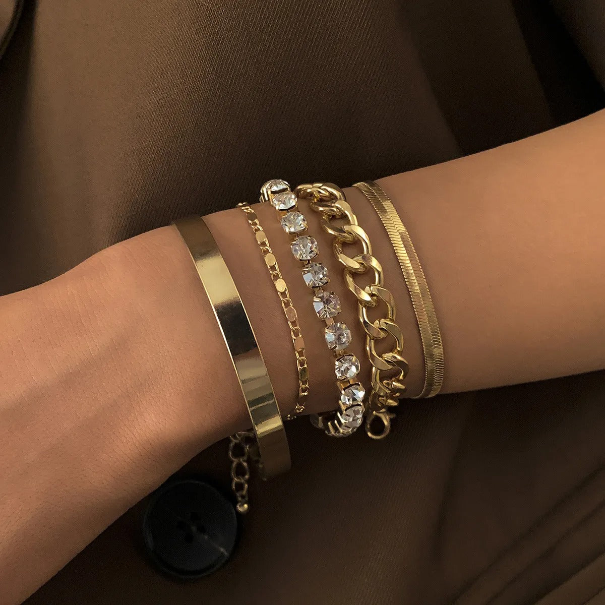 Alyna – Set von 5 Strass-Schlangen-Armbändern
