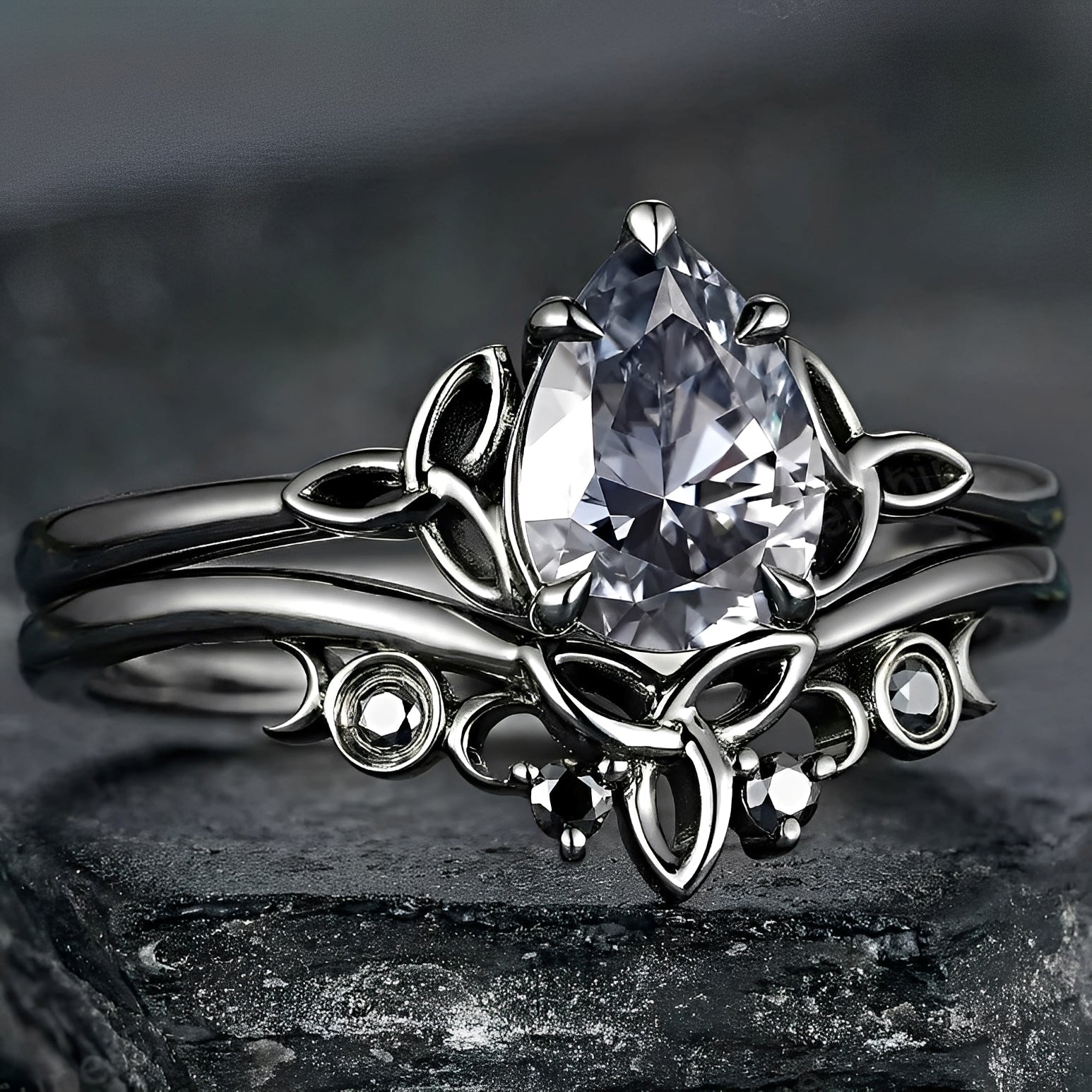 Dina – Überlagerter Diamantring