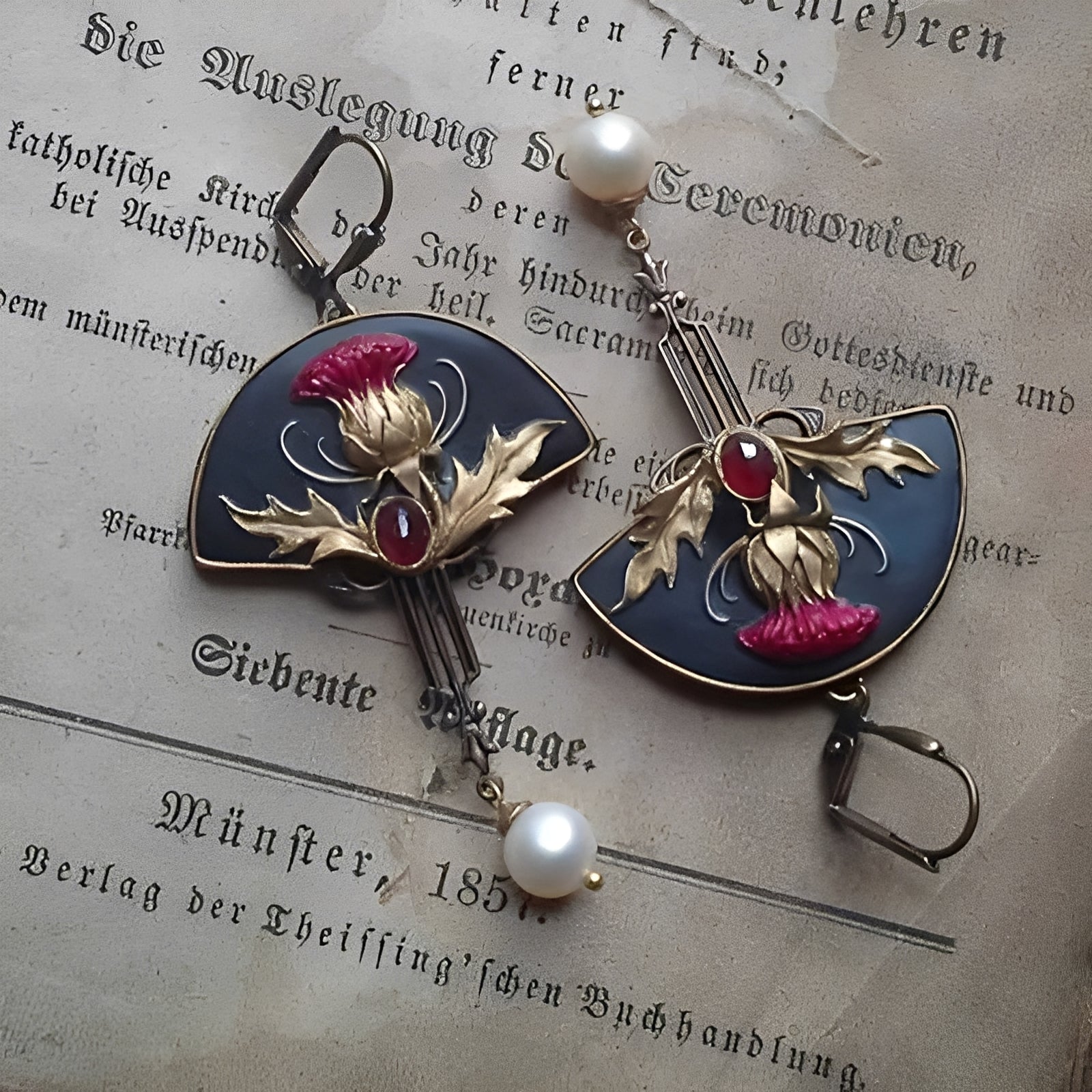 Zahara – Ohrringe Boho mit Perlen und rotem Kristall