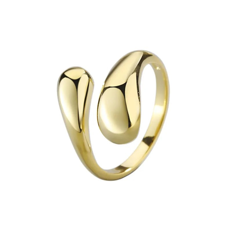 Willow – Vergoldeter Tropfen-Ring im Wickeldesign