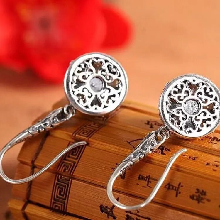 Rosalie – Silberne Ohrringe und Perlen