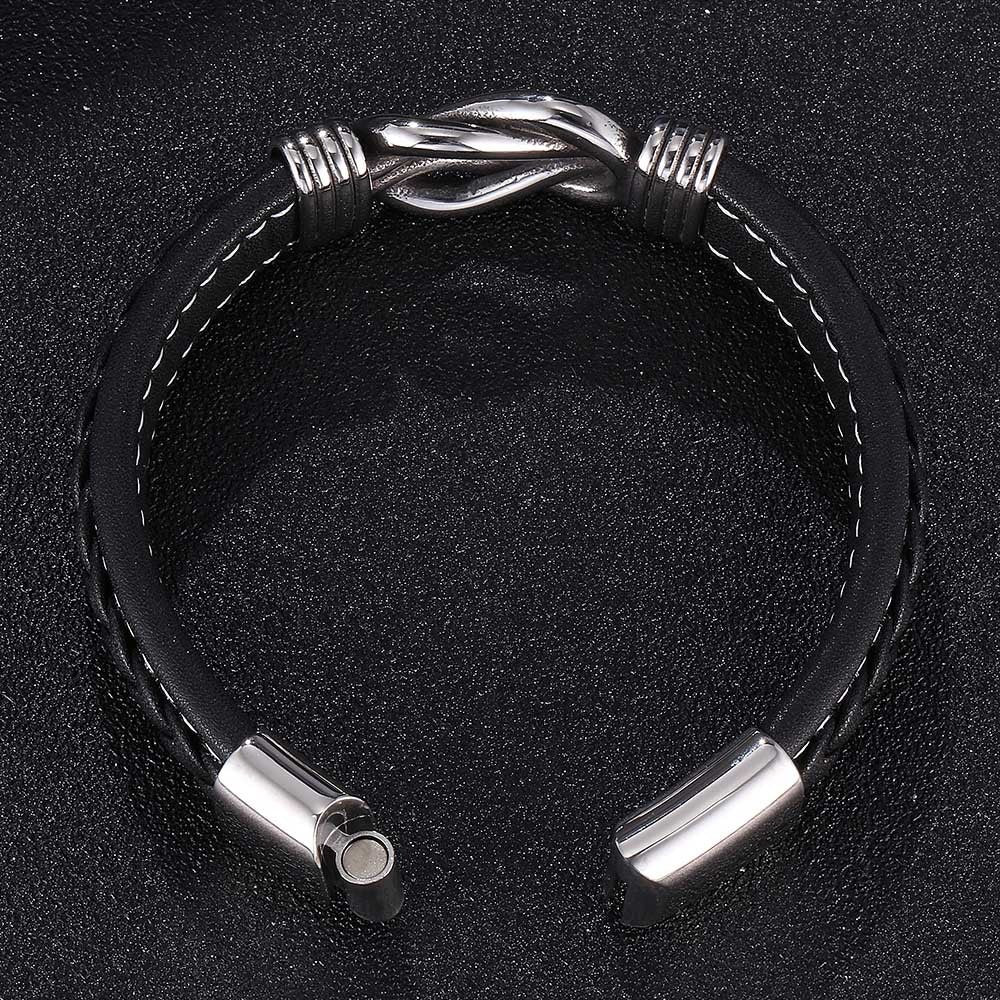 Kaito – Punk-Armband aus Titanstahl