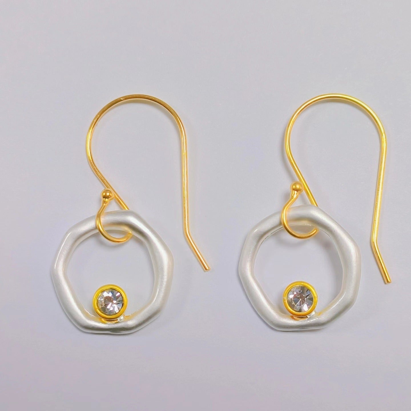 Zia – Vintage-Ohrringe Zirkonia Gold & Silber