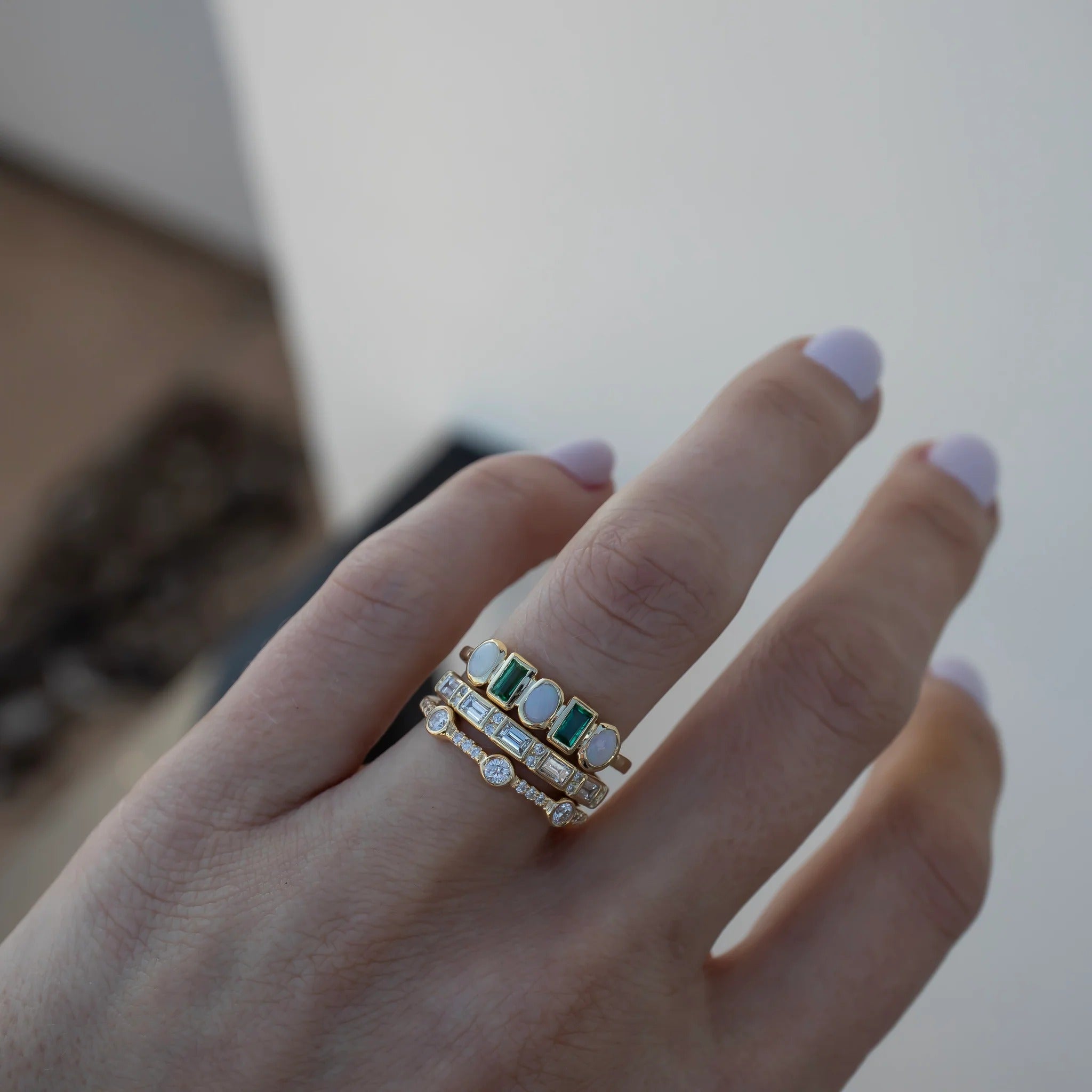 Selene – Vintage-Ringe mit weißem und grünem Opal