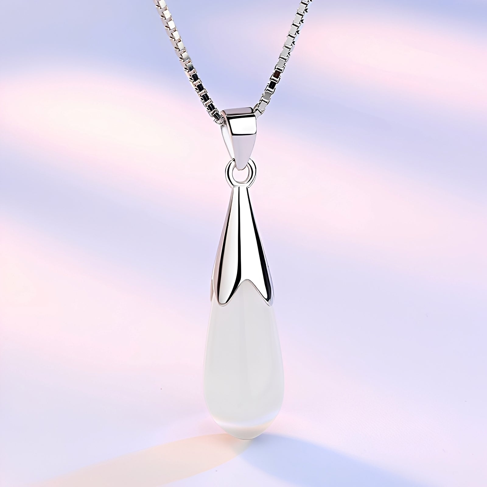 Adele – Eleganter Anhänger Mondstein