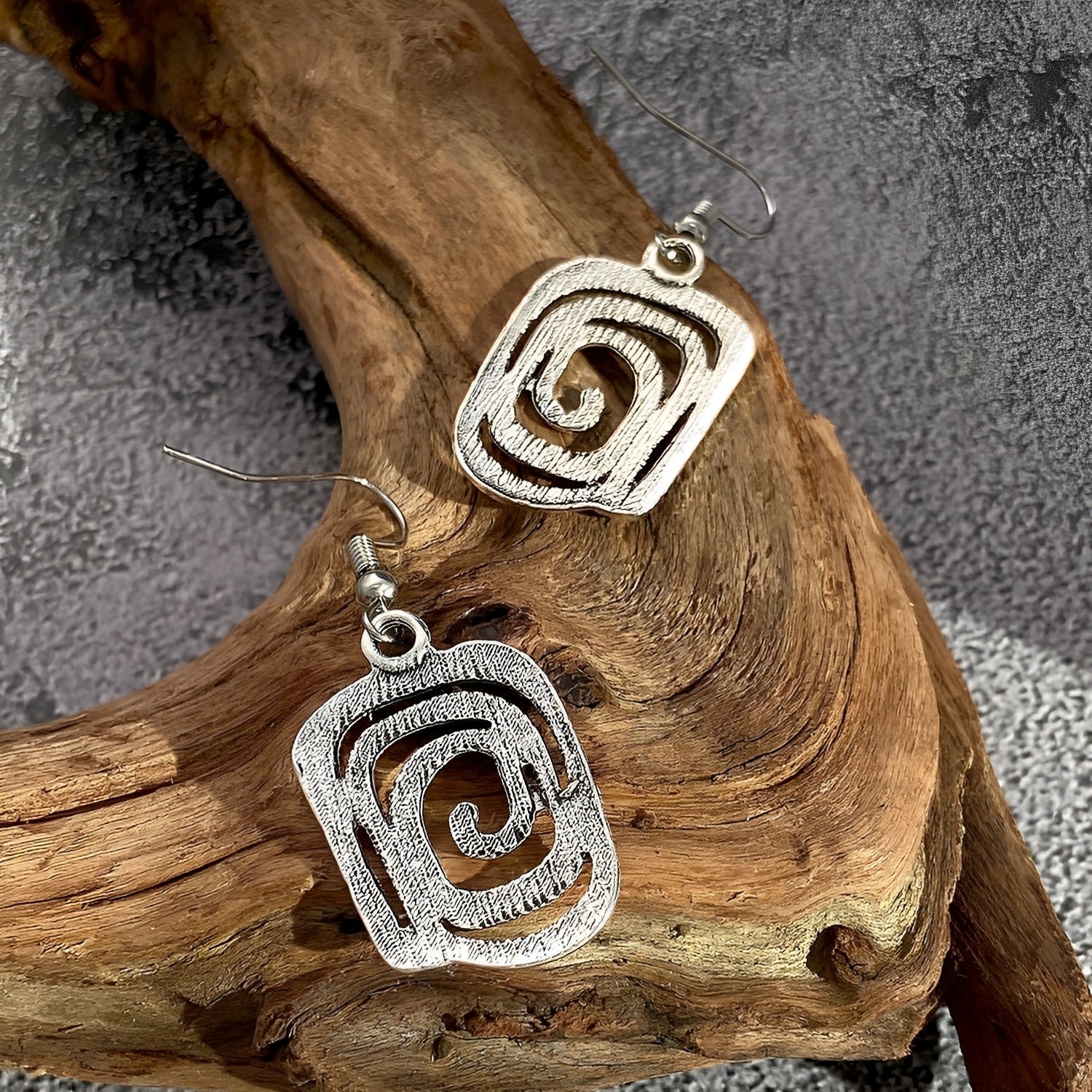 Kaia – Ohrringe Boho in Silber mit Spiraldesign