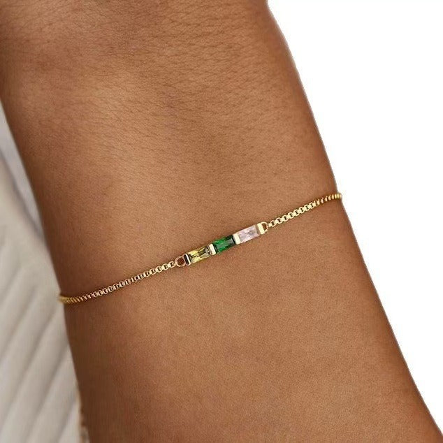 Clio – Armband Zarte Baguette Geburtsstein