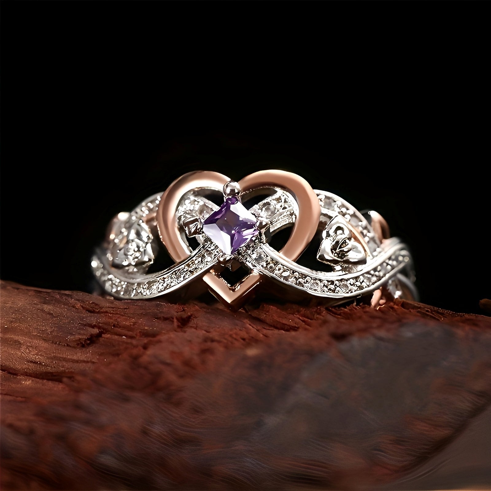 Monica – Ring Herz Violett Glanz Gold & Silber