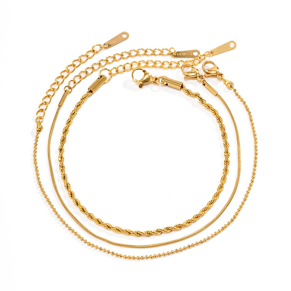 Bailey – Trio von Stapelbaren, Feinen, Vergoldeten Armbändern
