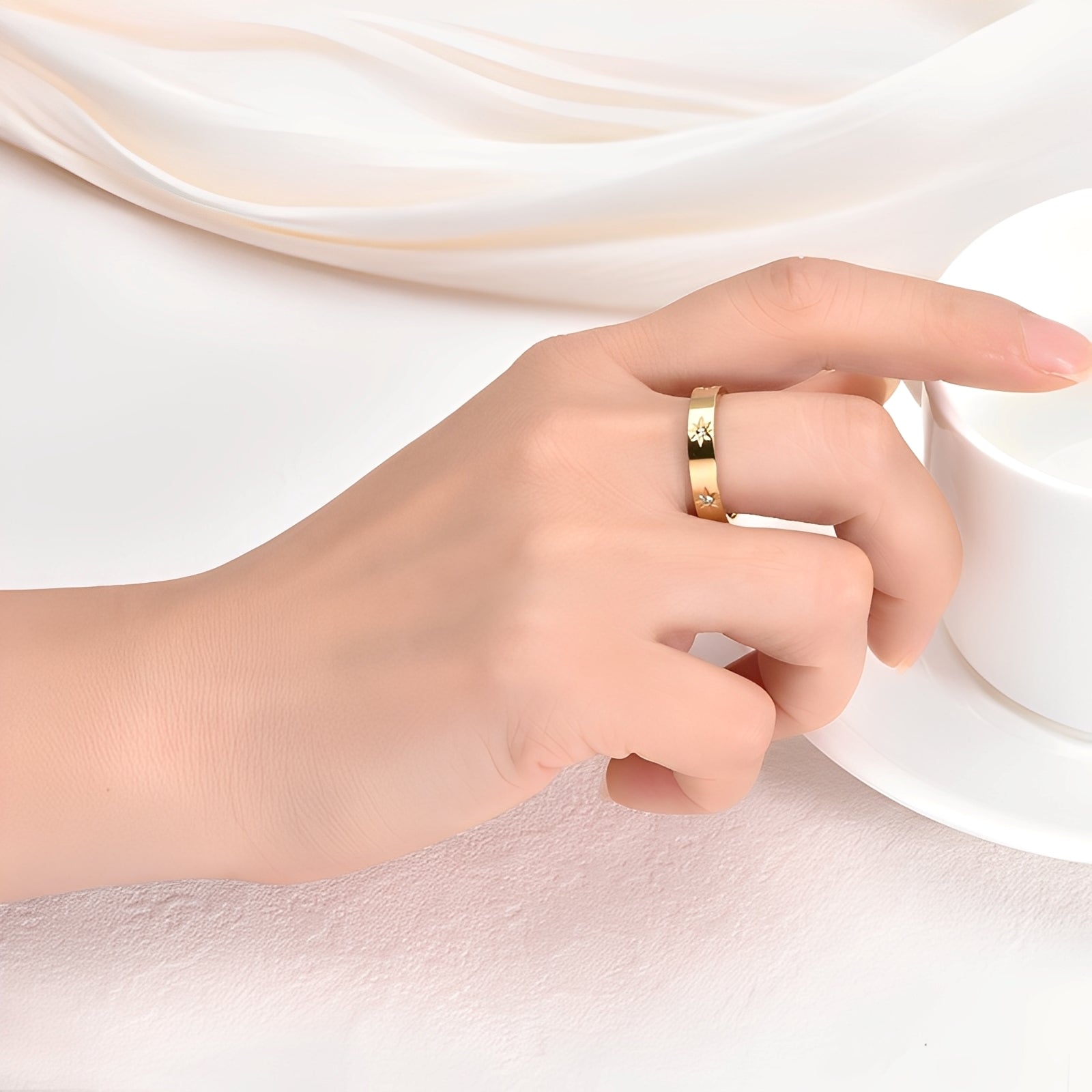 Nova – Goldener Ring Funkelnde Sterne