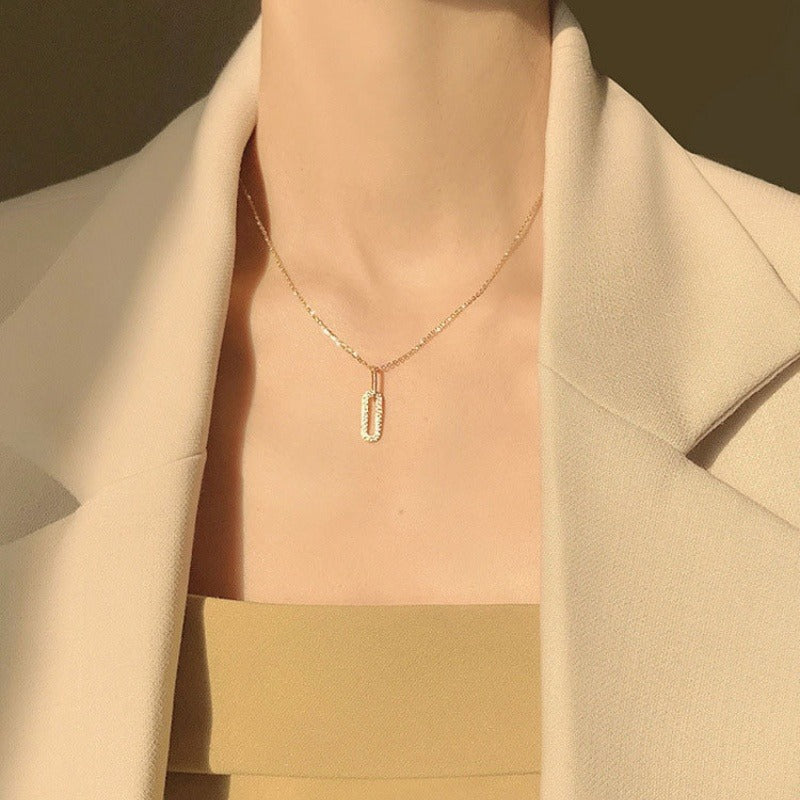 Sora – Halskette mit Funkelndem Gliedanhänger