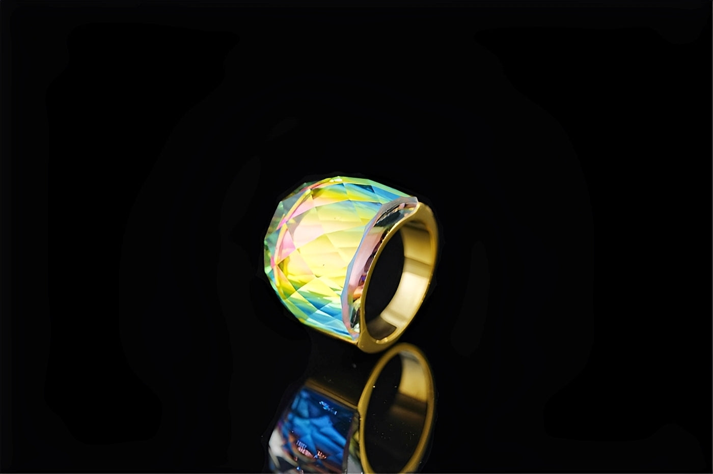 Almie – Ring Goldfarben Mehrfarbig