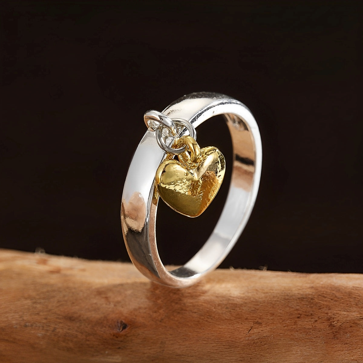 Sierra – Vintage Silberring mit Herzanhänger