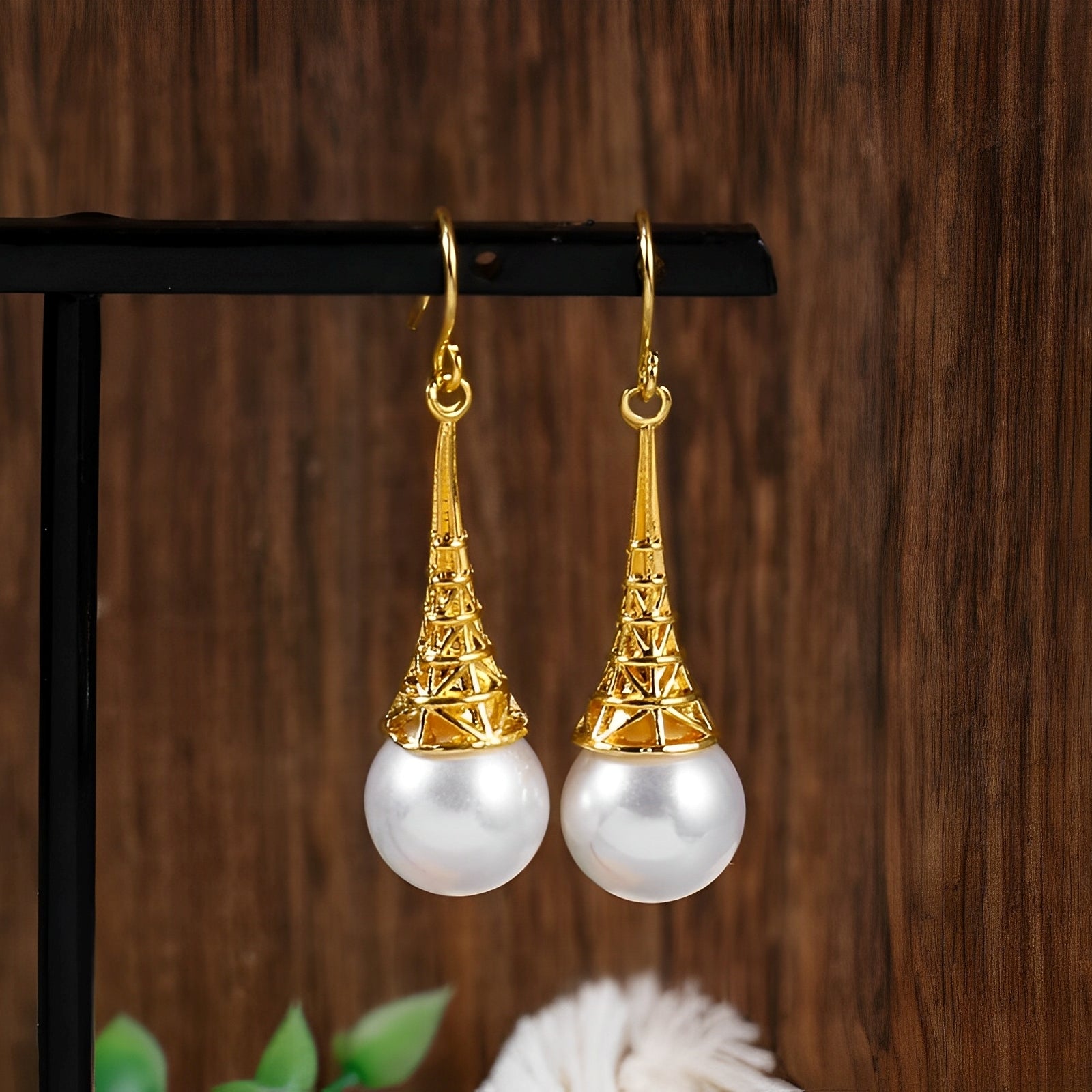 Feliza – Vintage Goldene Ohrringe mit Hängenden Perlen